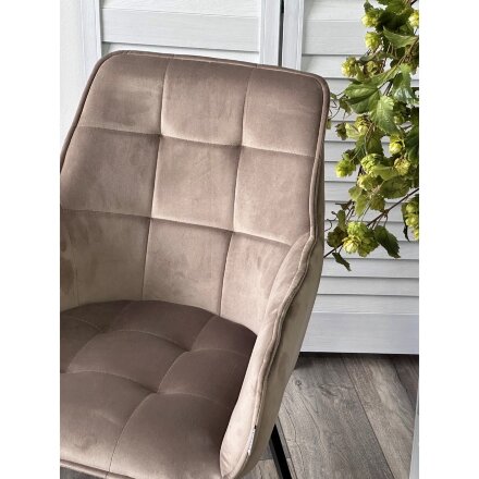 Стул MAVERICK 360 град. поворот. BLUVEL-40 BEIGE/ черный каркас, М-City 